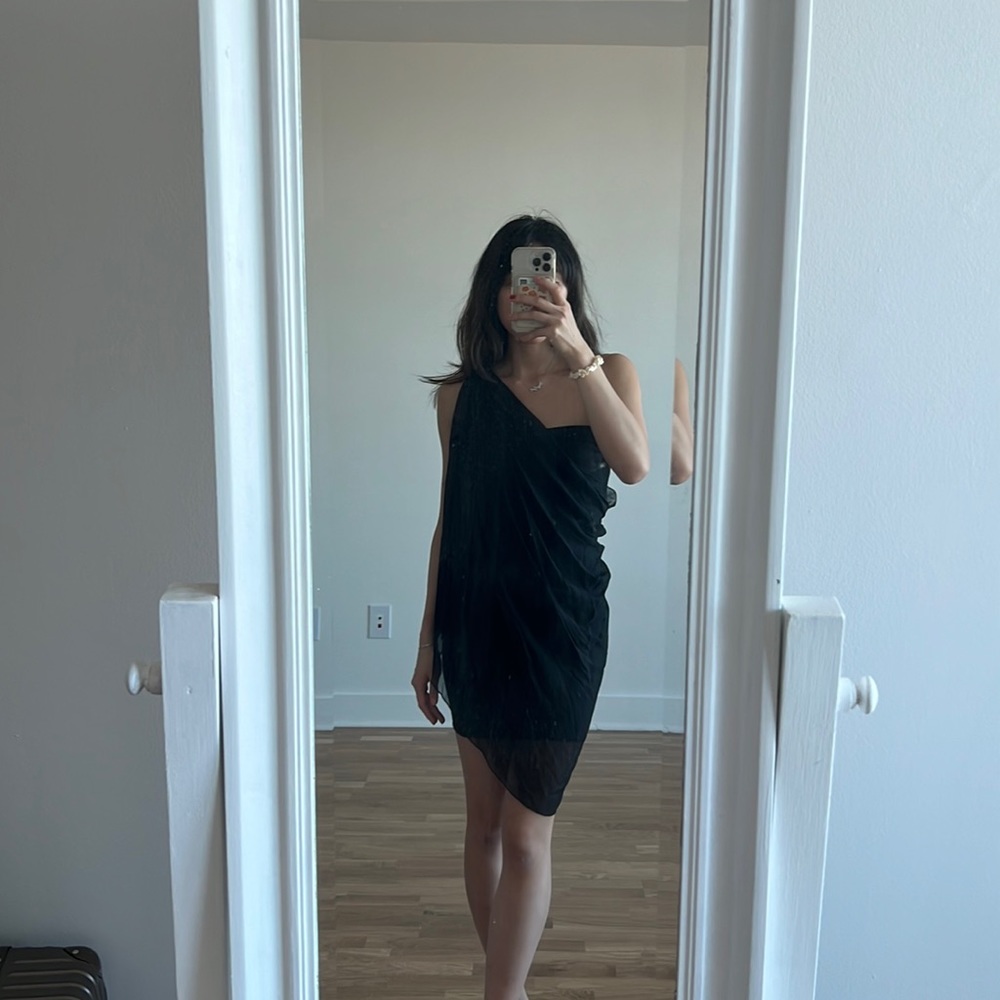 Alice and olia one shoulder silk chiffon drape body con dress